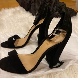 Enida Schutz Suede  black block heels